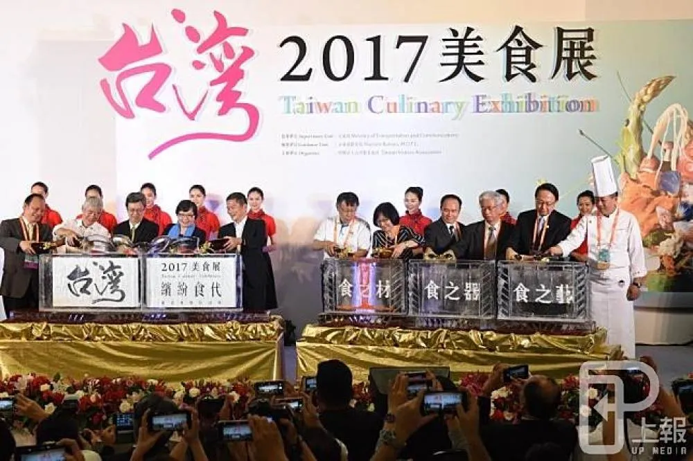 【基隆輕軌】柯P槓上賀陳旦零互動　直斥「不是講個話就叫溝通」
