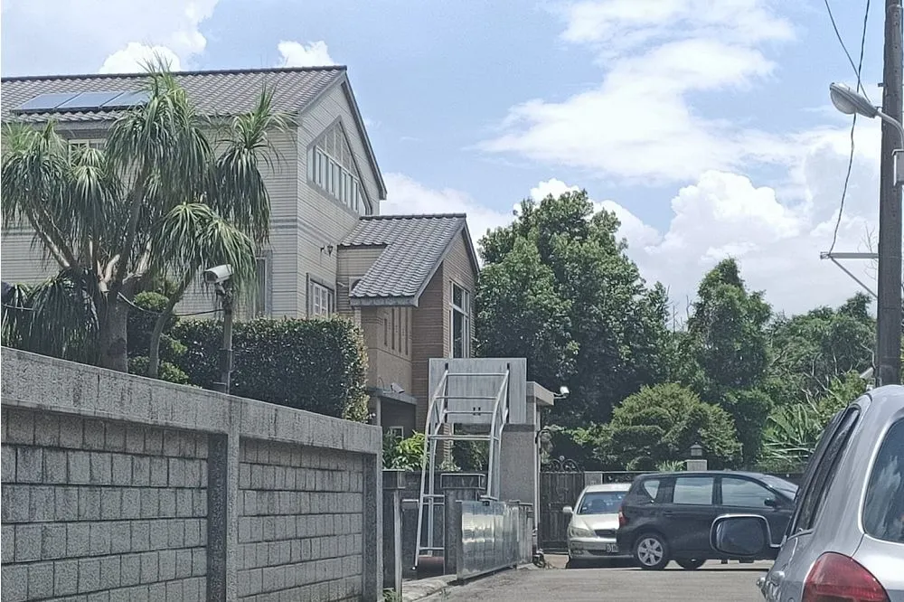 【村長找你】王浩宇不追殺李佳芬豪華農舍　網譏：原來被抓到把柄