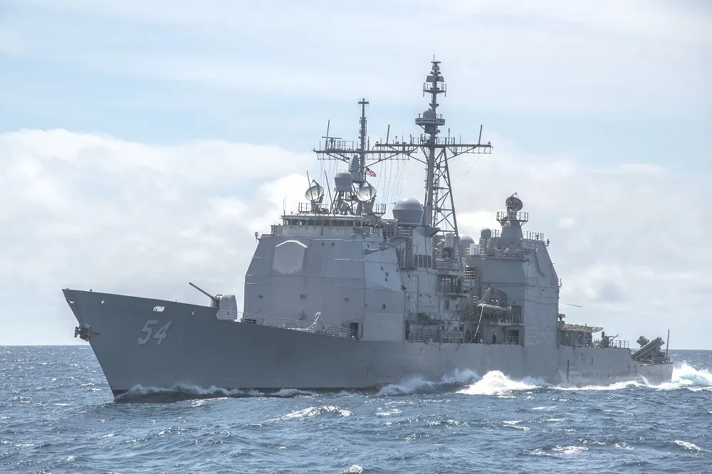 中國發表國防白皮書嗆武統台灣同時　24日美派神盾艦穿越台海