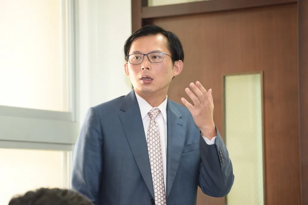 「輕輕提一個懲處名單」　黃國昌怒批華航：斷尾求生