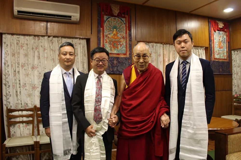 【聊到轉世】羅文嘉訪達賴喇嘛：我們有共同價值、受共同威脅