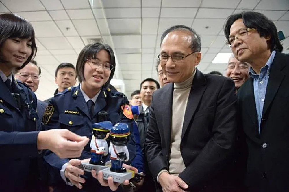 錢要花在刀口上　軍公教明年不加薪