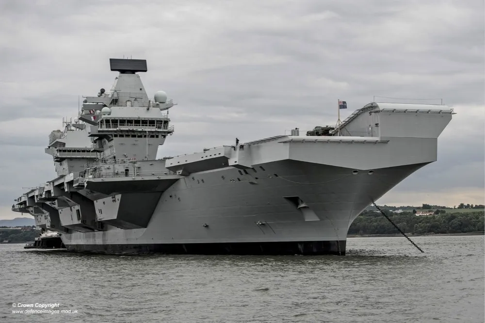 雖有兩艘新航空母艦　英國會議員嘆：海軍現行艦隊規模「很可悲」