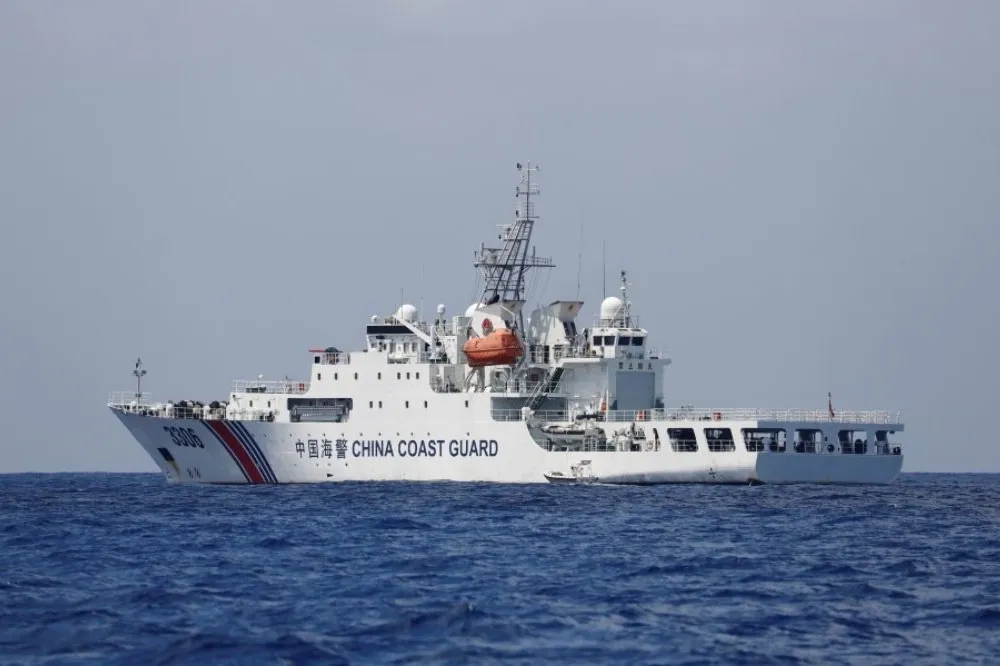 中國海警船無視警告　二度闖入日本領海