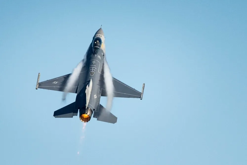 推翻總統「否決」　保加利亞國會堅持採購8架F-16V戰機