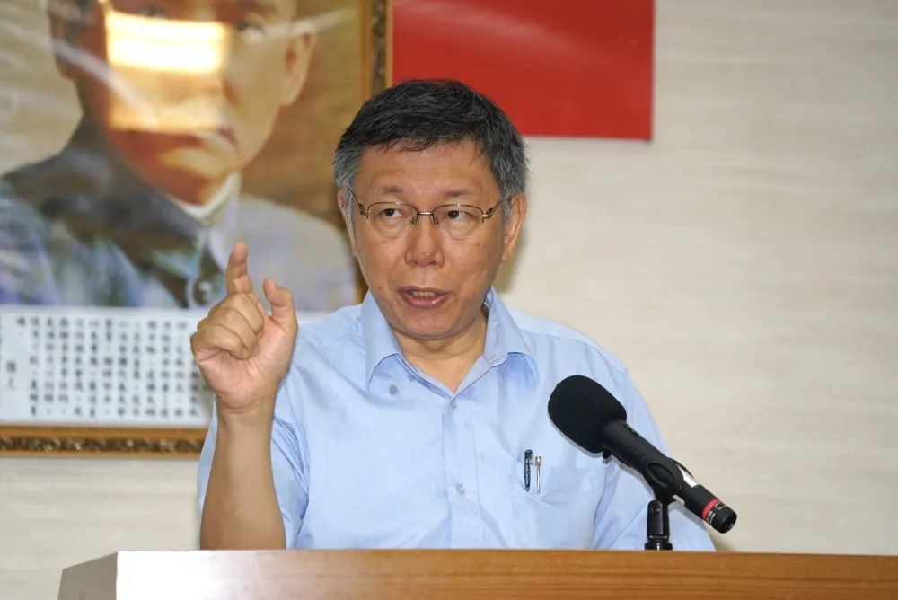 【組黨瞄準國會】柯文哲轟韓參選不正常　批「民進黨沒價值」