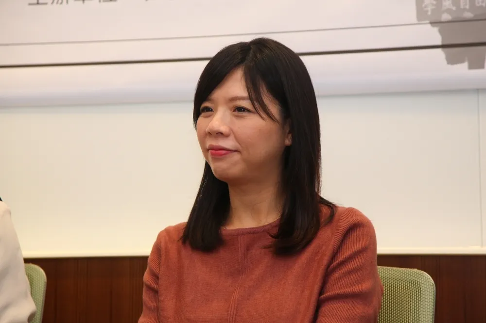 【含淚留時力】洪慈庸要柯捨棄小我　若韓勝出「對得起蔣渭水嗎」