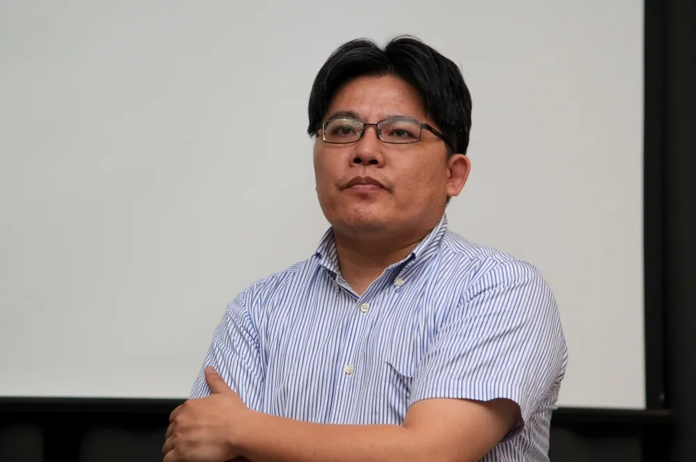 【時力家變】邱顯智向洪慈庸致歉　「會與友黨協調」但不認同柯