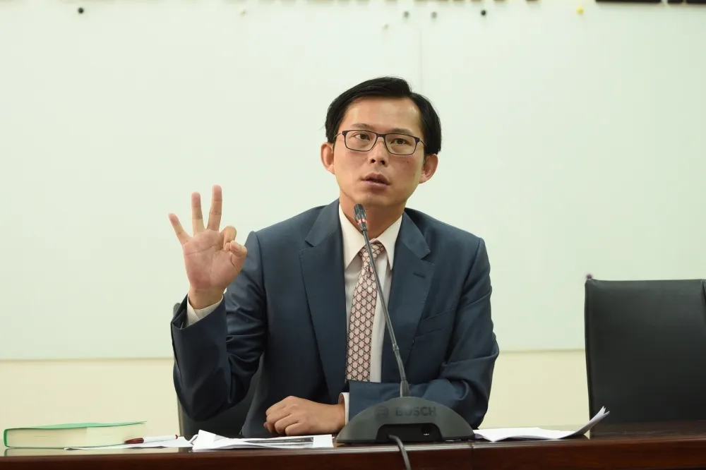 【柯文哲組黨】台民黨衝擊時力團結　黃國昌：靠柯個人魅力言之過早