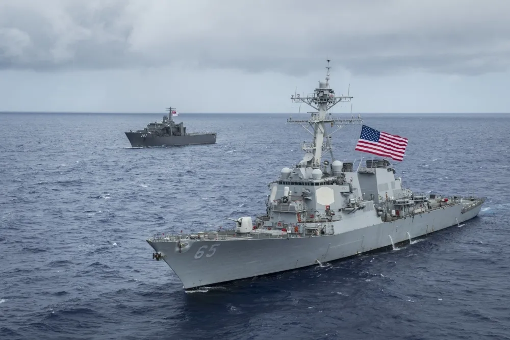 美艦常態化通過台灣海峽　讓國軍海空偵蒐能量更精確