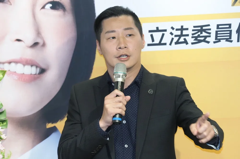 退黨現身時力場子　林昶佐：目前最重要是凝聚抗中共識