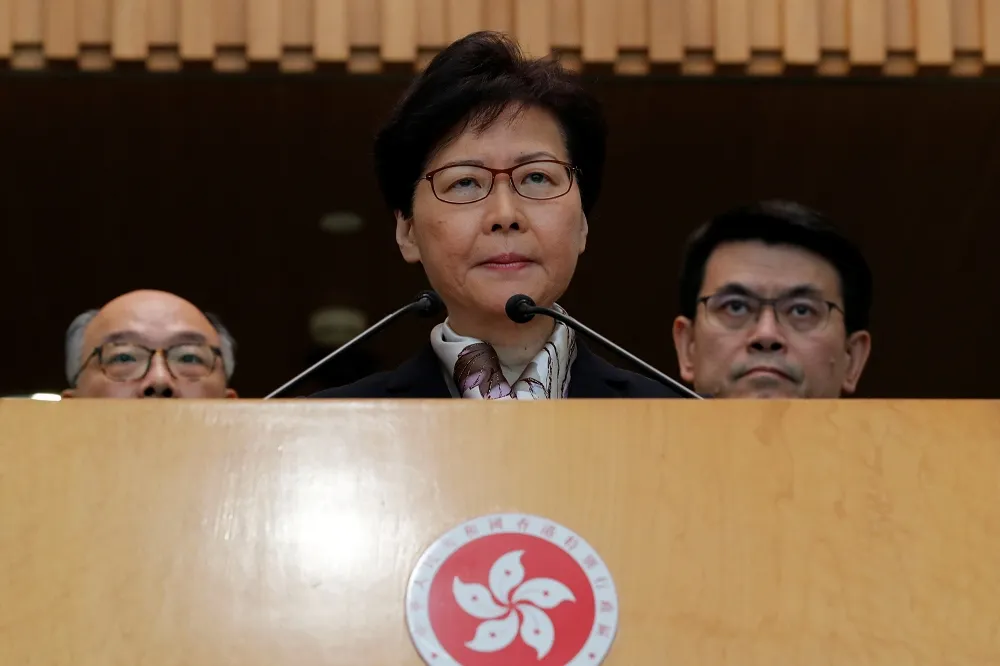 【香港抗爭激化】中國十一將至　林鄭恐因「健康因素」被請辭