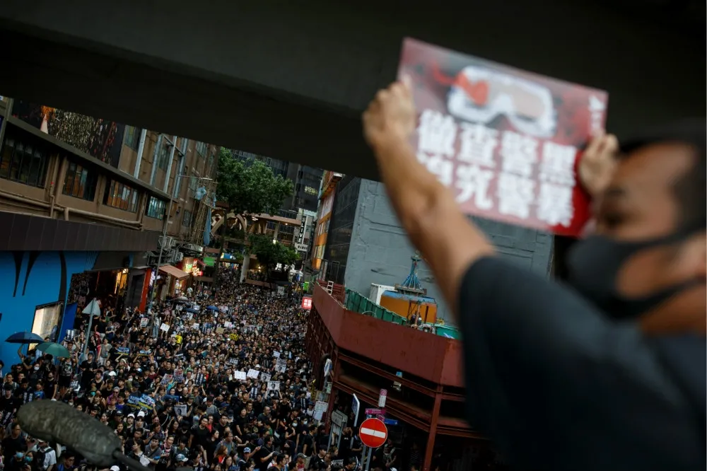 【香港反送中】818維園集會遊行和平落幕　創記錄170萬港人上街挺未來