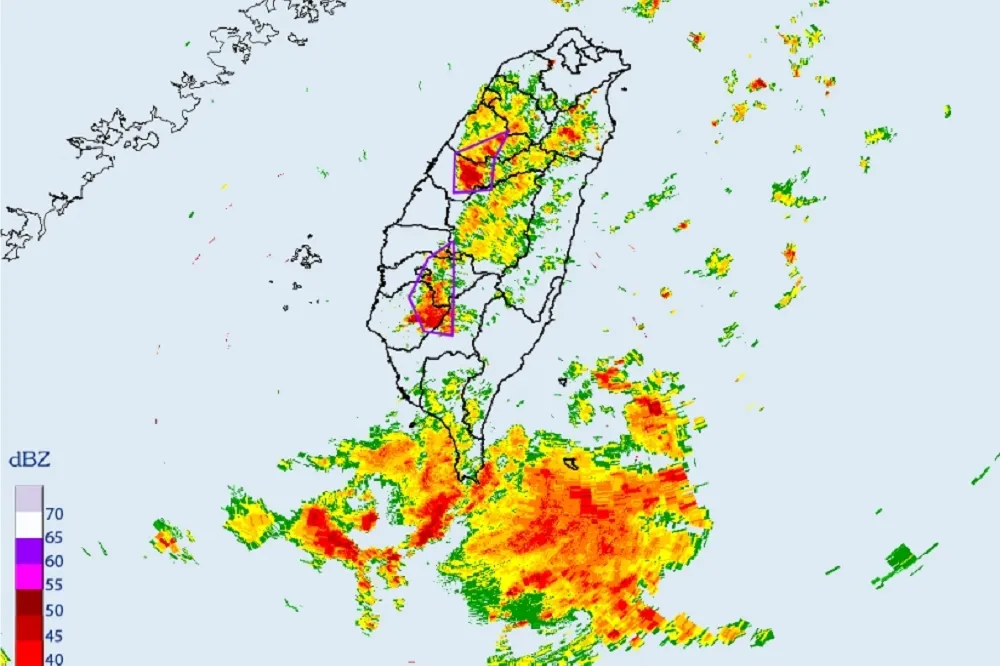 【快訊】大雷雨來襲　中南部8縣市需防強降雨