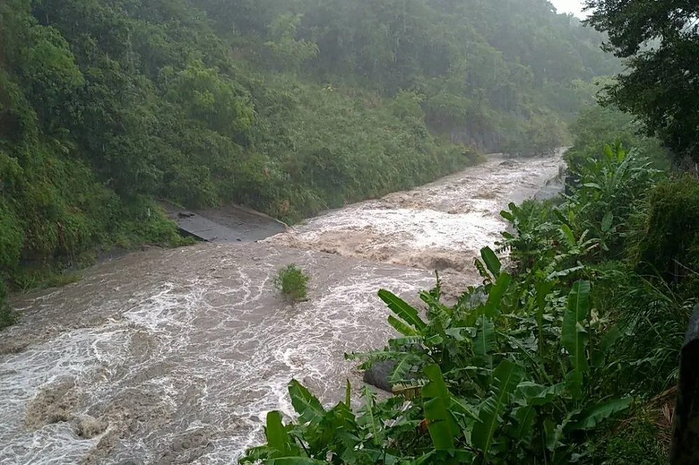 【白鹿炸暴雨】台東池上土石流成災　花蓮富里停電、豐濱撤村