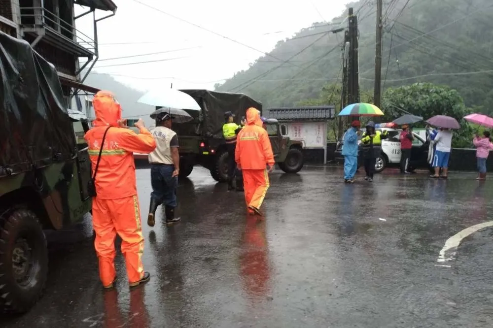 輕颱白鹿襲台共釀1死9傷　1千3百戶仍停電搶修中