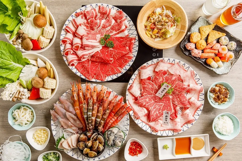 【有片】日本指定台灣唯一專賣店！「釧井鍋物」和牛最高等級飛驒牛 + 澳洲 M9 和牛吃到飽兩千有找