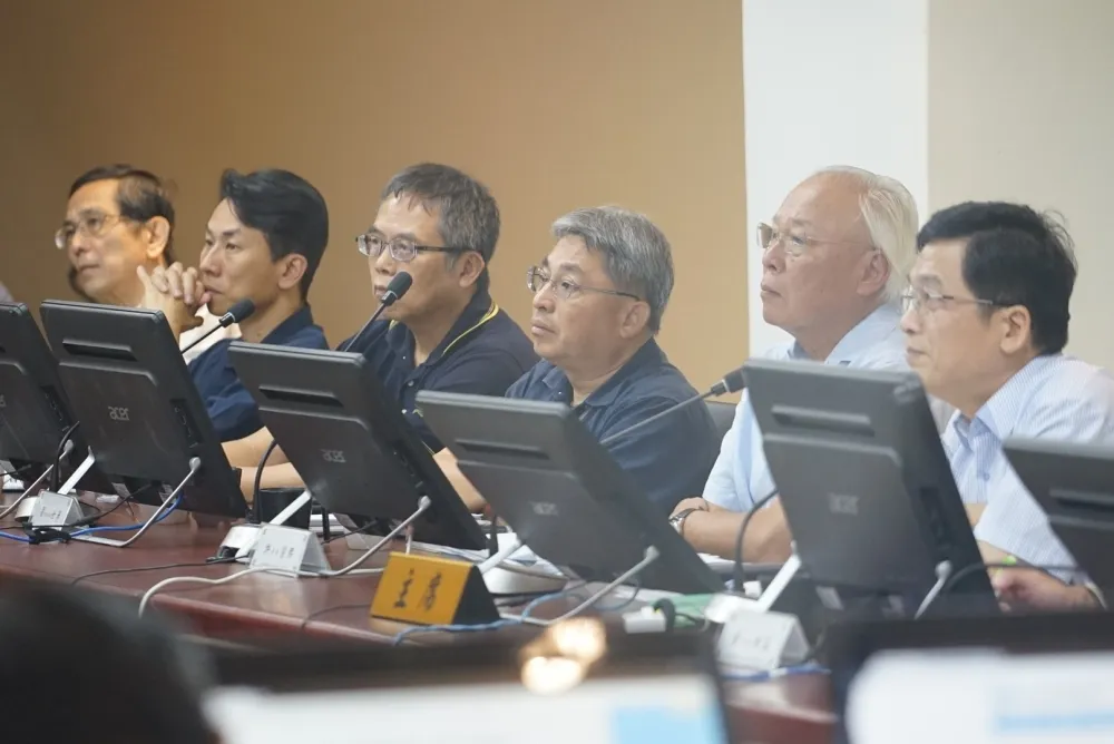【大巨蛋案】議員、里長攔住北市府放水可能　都審會不接受遠雄電腦模擬當機藉口