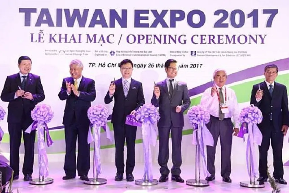 官員出國預算年燒10億以上　馬時期常赴中、蔡執政愛去東南亞