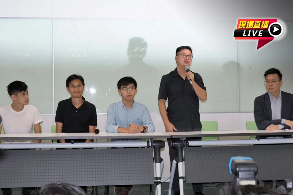 【直播】黃之鋒拜會民進黨　羅文嘉、林飛帆現身力挺