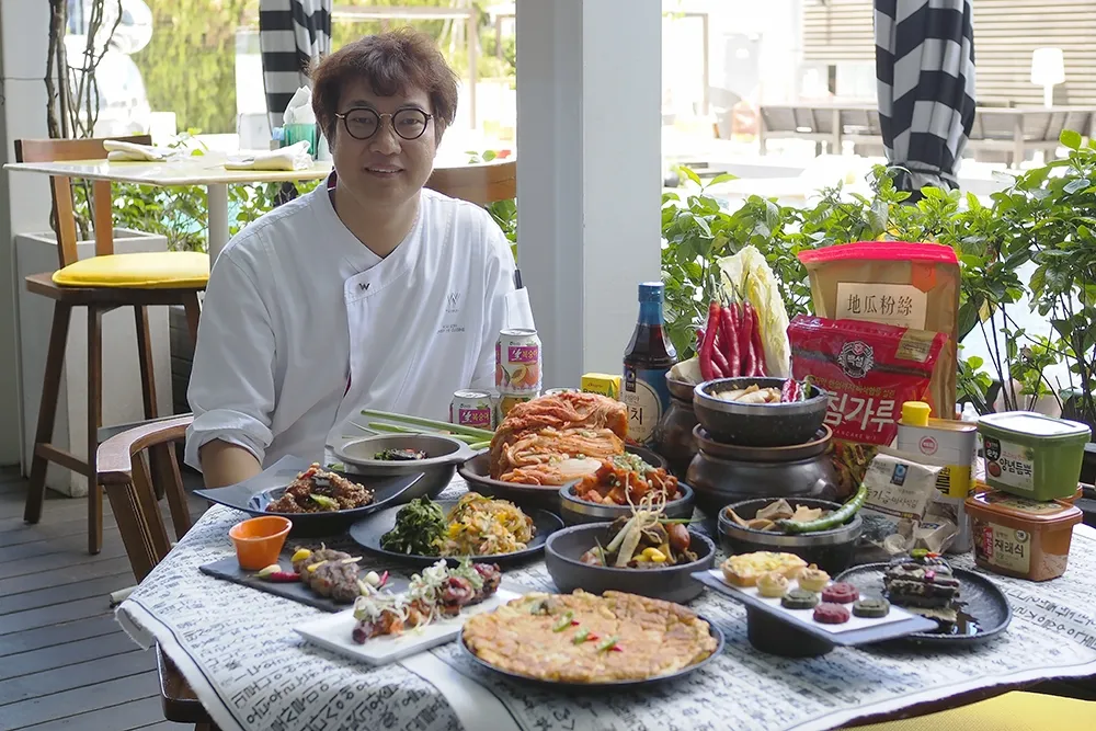 W 飯店明星主廚孫榮限期推出「KAI-POP 歐爸開趴囉！」　9/13~9/15 中秋加碼限額「站著吃烤肉」