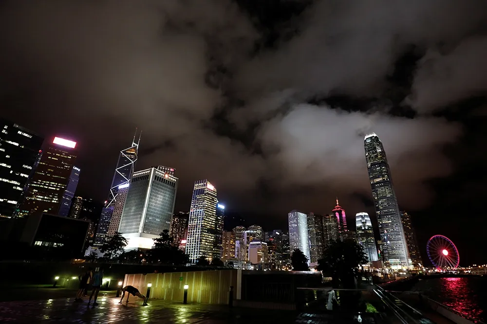 【香港反送中】港府登報安撫全球投資人　惠譽下調信用評級