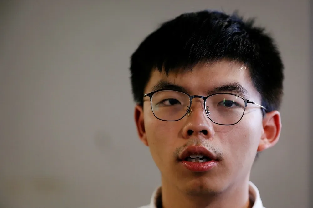 保釋文件出錯　黃之鋒獲准出境將前往德國