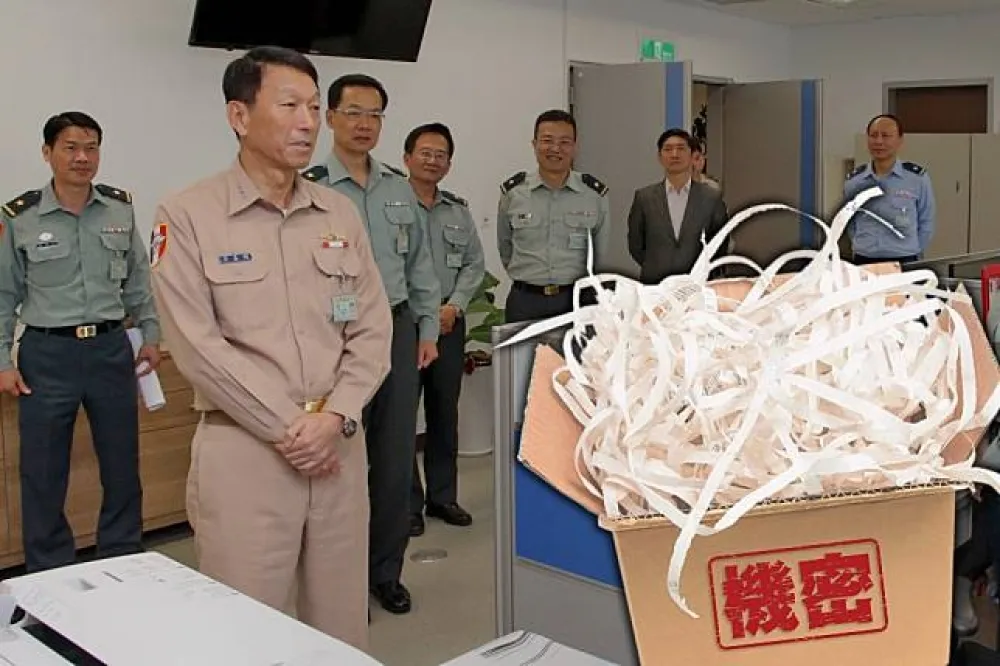 【國安重大危機】中國掌握台軍事密件碎紙　竟由參謀總長室外洩