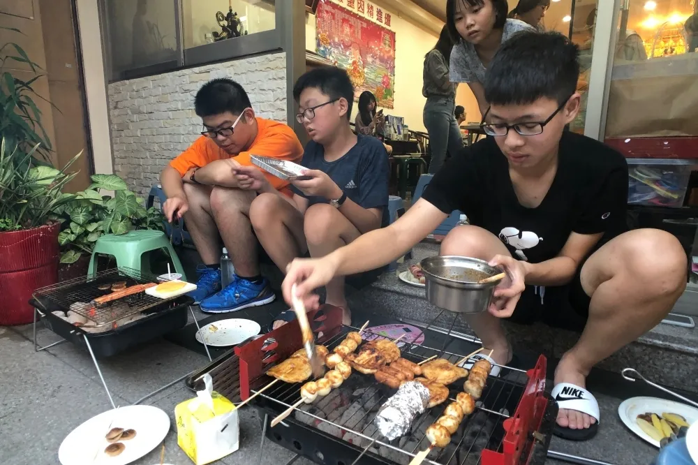 【連假好天氣掰】台南、高雄烤肉防大雨　北宜花15日起變天