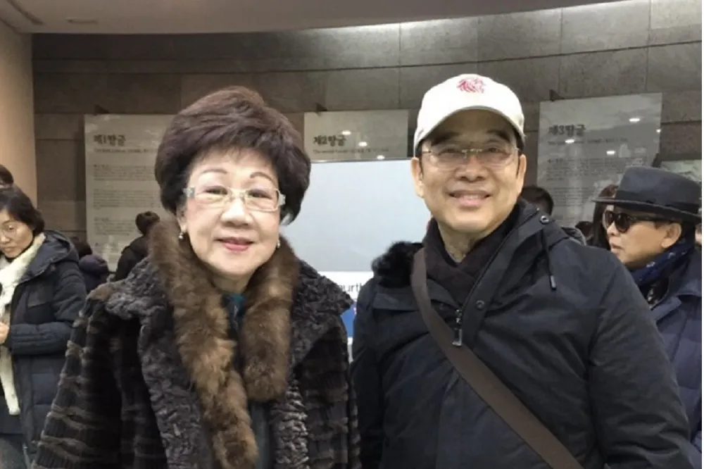 【內幕】呂秀蓮要選總統前先告訴資深馬粉　頂霖集團總裁支持她