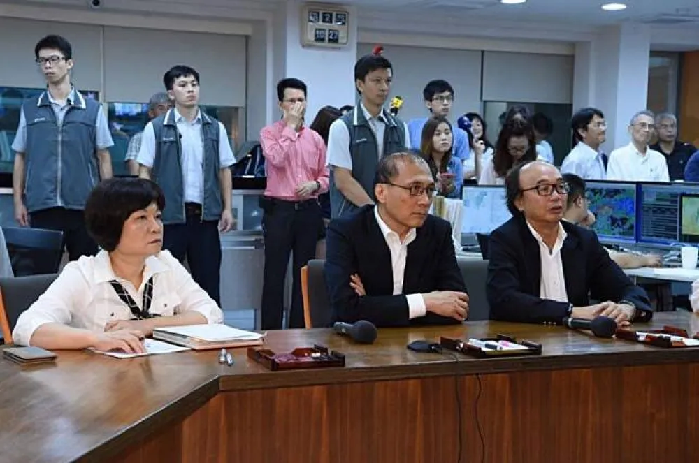 豪雨災害應變中心成立　林全要中央地方上緊發條