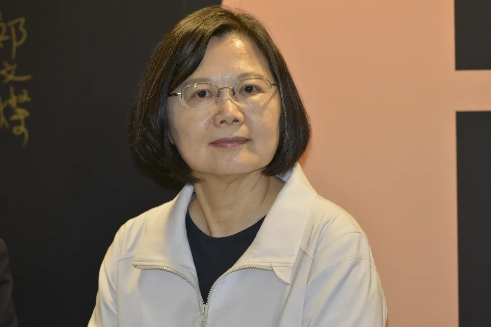【論文風暴】LSE台灣校友會聲援蔡英文：合法取得學位不應遭受這樣對待