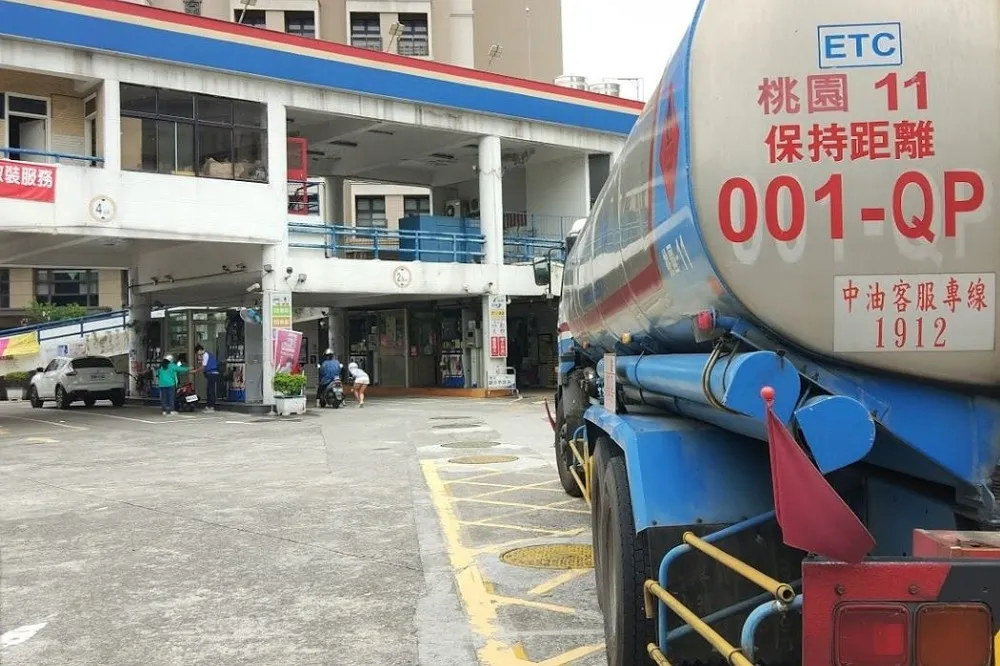 【記得先加油】中油：23日起汽油漲0.5元、柴油漲0.9元