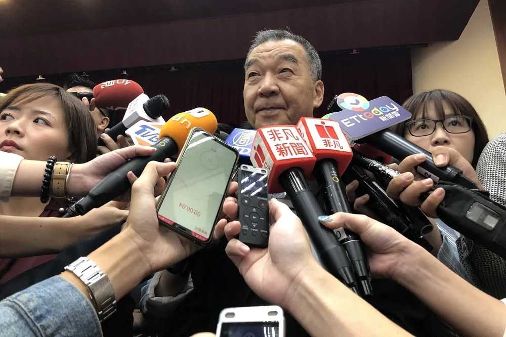【私菸案】「下重手」懲處恐引反彈　國安局長：我概括承受
