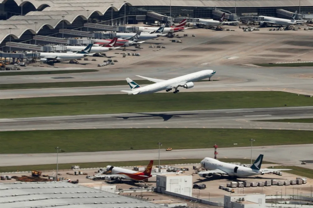 不滿反送中抗爭讓乘客量大減　香港航空代表協會要政府「免除機場規費」