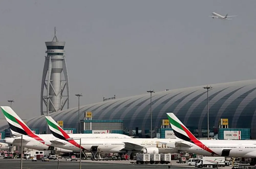 中國再度出手　阿聯酋航空下令台灣機組人員改配戴中國國旗胸章