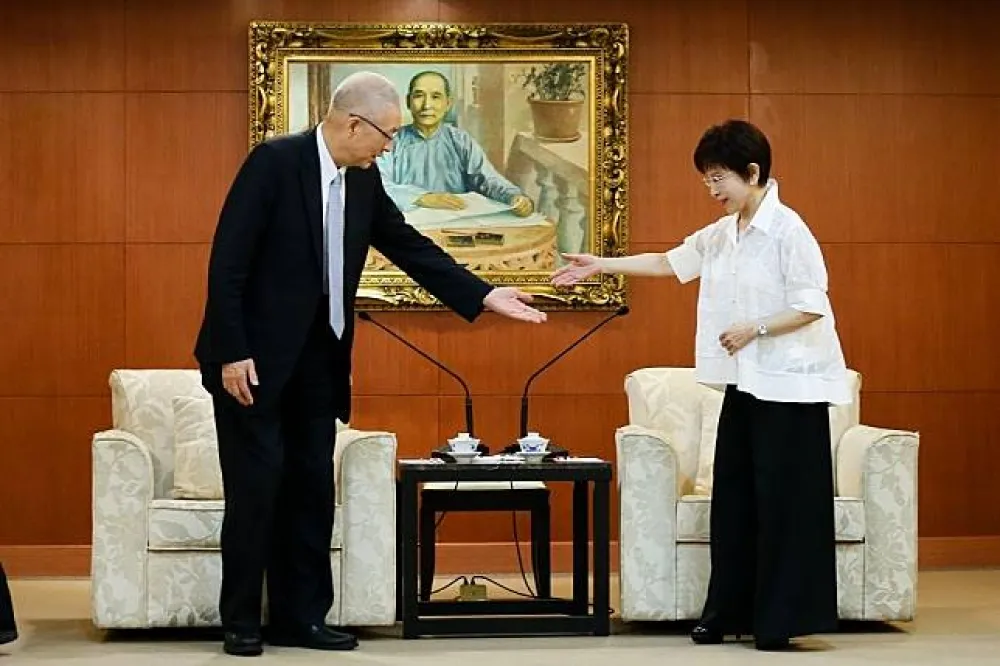 【內幕】吳敦義洪秀柱為中央委員提名權開幹　下周中常會是「決戰點」