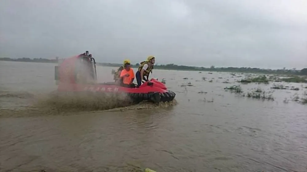 最新！雲林、南投緊急宣布停班課　豪雨災情：1死5傷2失蹤15受困