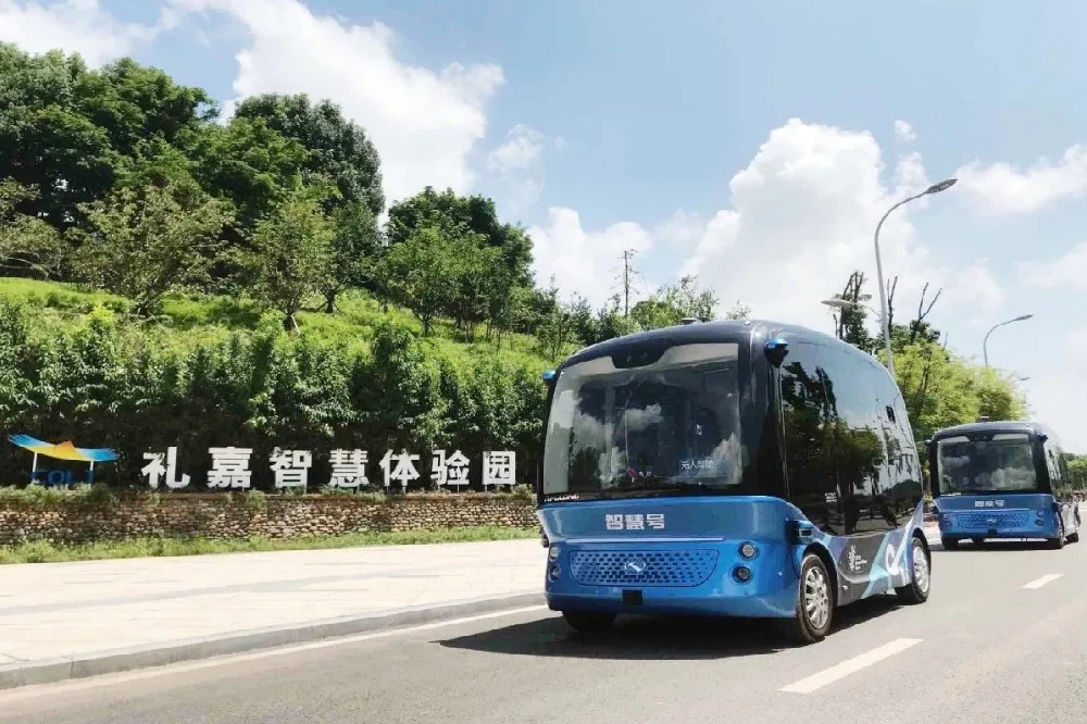中國自動駕駛進度大躍進　百度取得全球首張無人車商用牌照