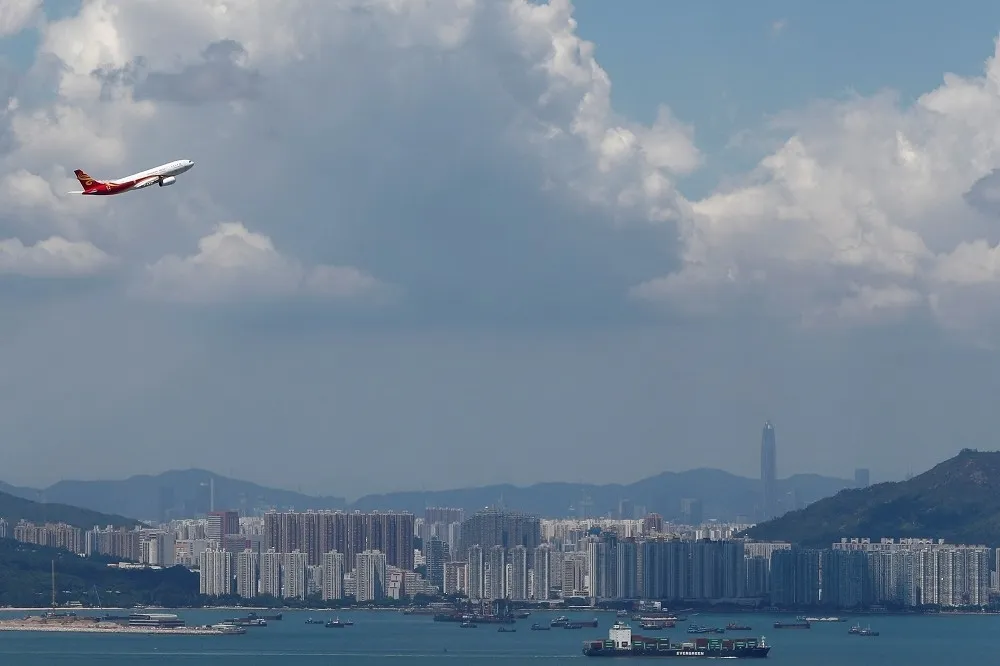 打土豪分田地　北京國企巨頭蠢蠢欲動接掌香港