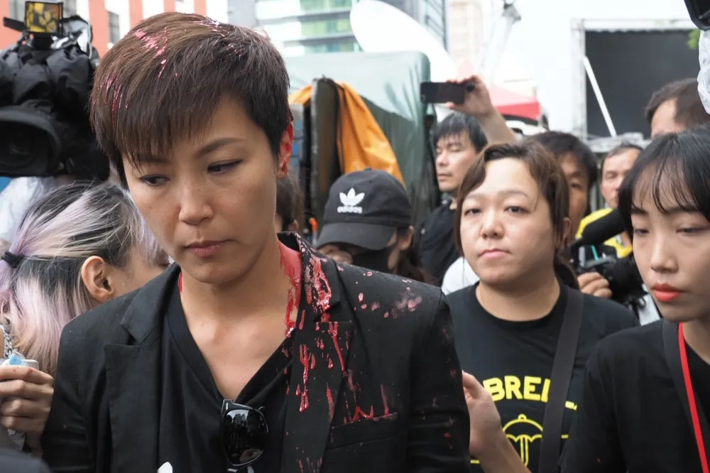 【直播】「929 台港10萬人大遊行」　惡意遭潑漆何韻詩回應　