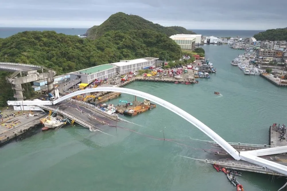 【林姿妙差點被黑】南方澳跨港大橋設計單位曝光　游錫堃時期發包興建