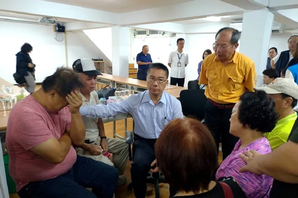 台中2勇消殉職鐵皮屋火場　葉毓蘭轟：為何不處理「都市之瘤」？