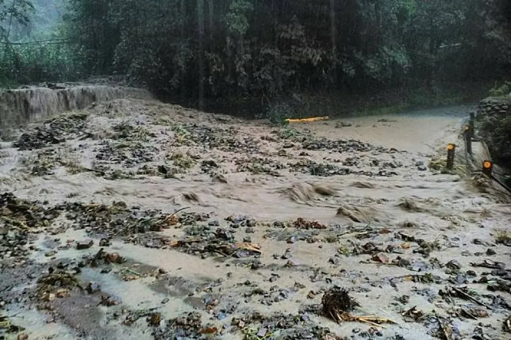 淡江大學15人強行登山受困　已抵達工寮避難