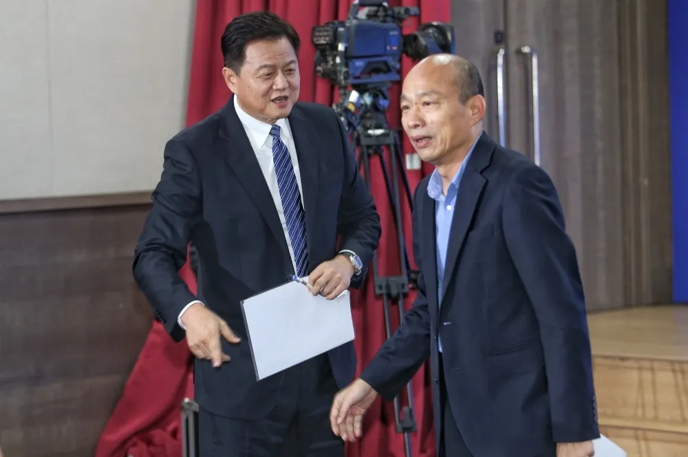 「韓周配」成形？　周錫瑋自稱義工：做韓國瑜的小弟很驕傲