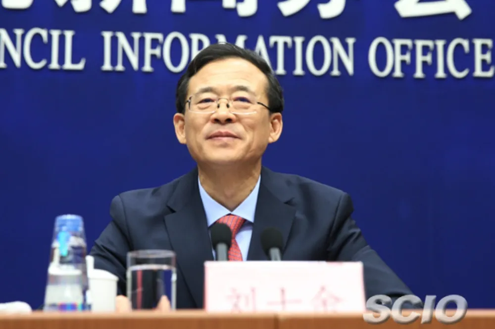 發表不當言論且政治立場動搖　中國前證監會主席劉士余遭「留黨察看2年」