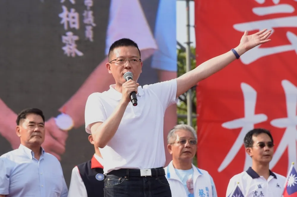 孫大千北市議會「拜碼頭」　矢言韓國瑜民調30天內「超英」