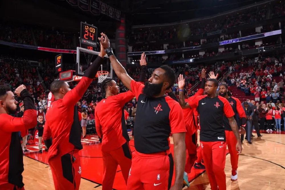 【火箭仍遭禁】不忍15億投資「放水流」　騰訊恢復NBA轉播