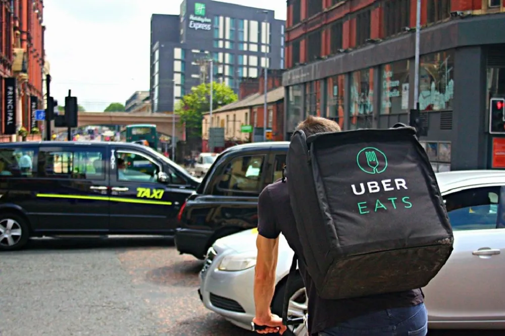 Uber eats也不認雇傭關係　勞動部：業者片面認定為承攬