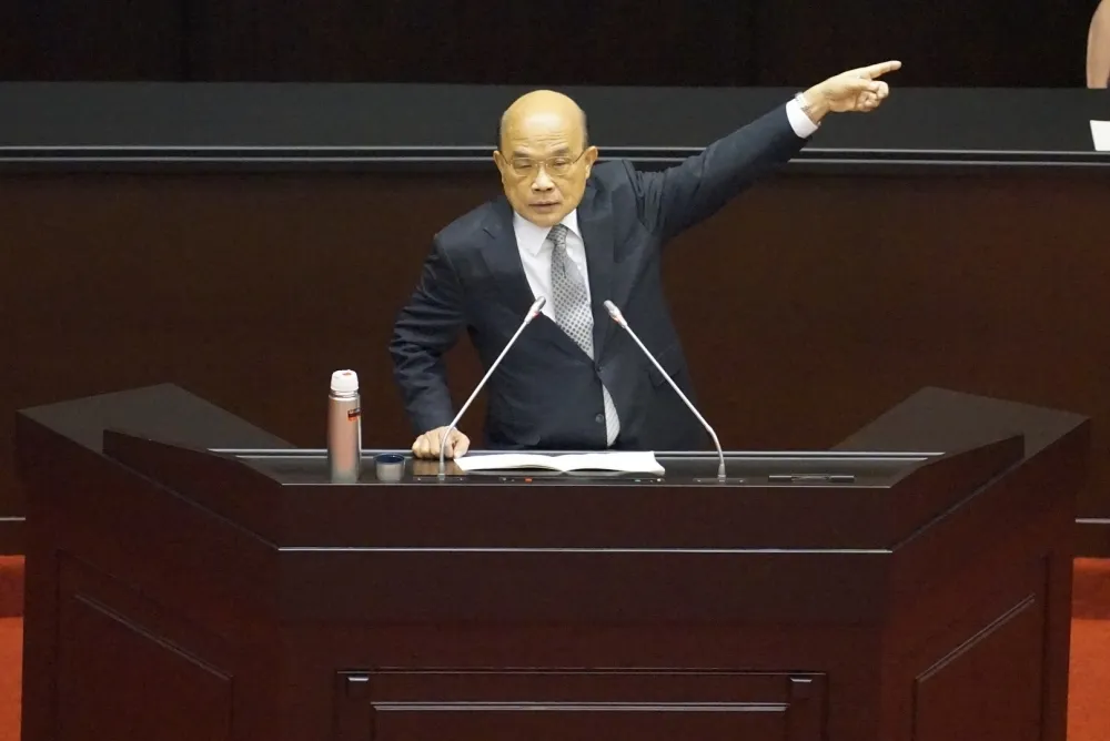 【韓揪蔡請假】蘇揆：韓國瑜放棄高雄，總統不可能放棄台灣